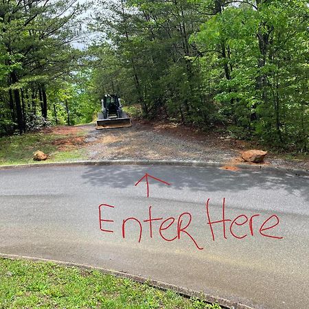 סביירוויל Summer Deals! - 10 Min To Parkway - Mt View- Hot Tub-Cozy Cabin מראה חיצוני תמונה